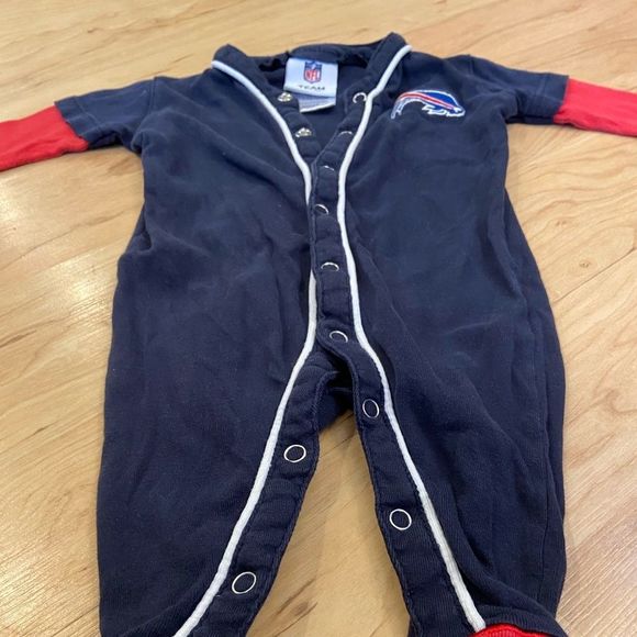 Baby Buffalo Bills Footie Pajamas - Picture 2 of 3